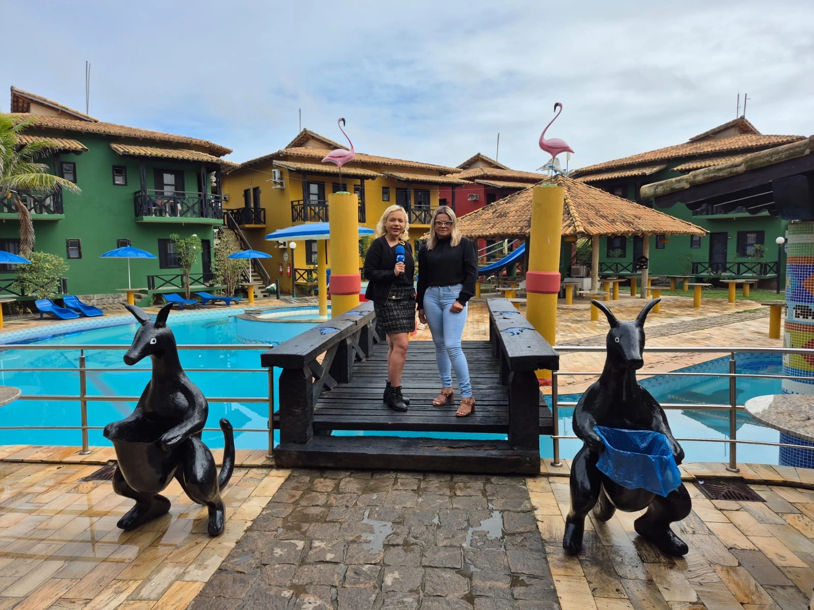 Hotel Costa Marlin oferece conforto e lazer à beira-mar