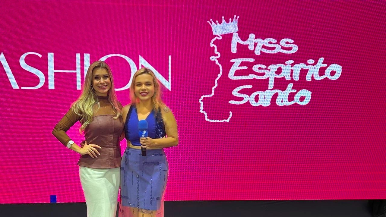 Carol Camurugy na cobertura do Miss Espírito Santo no ES Fashion