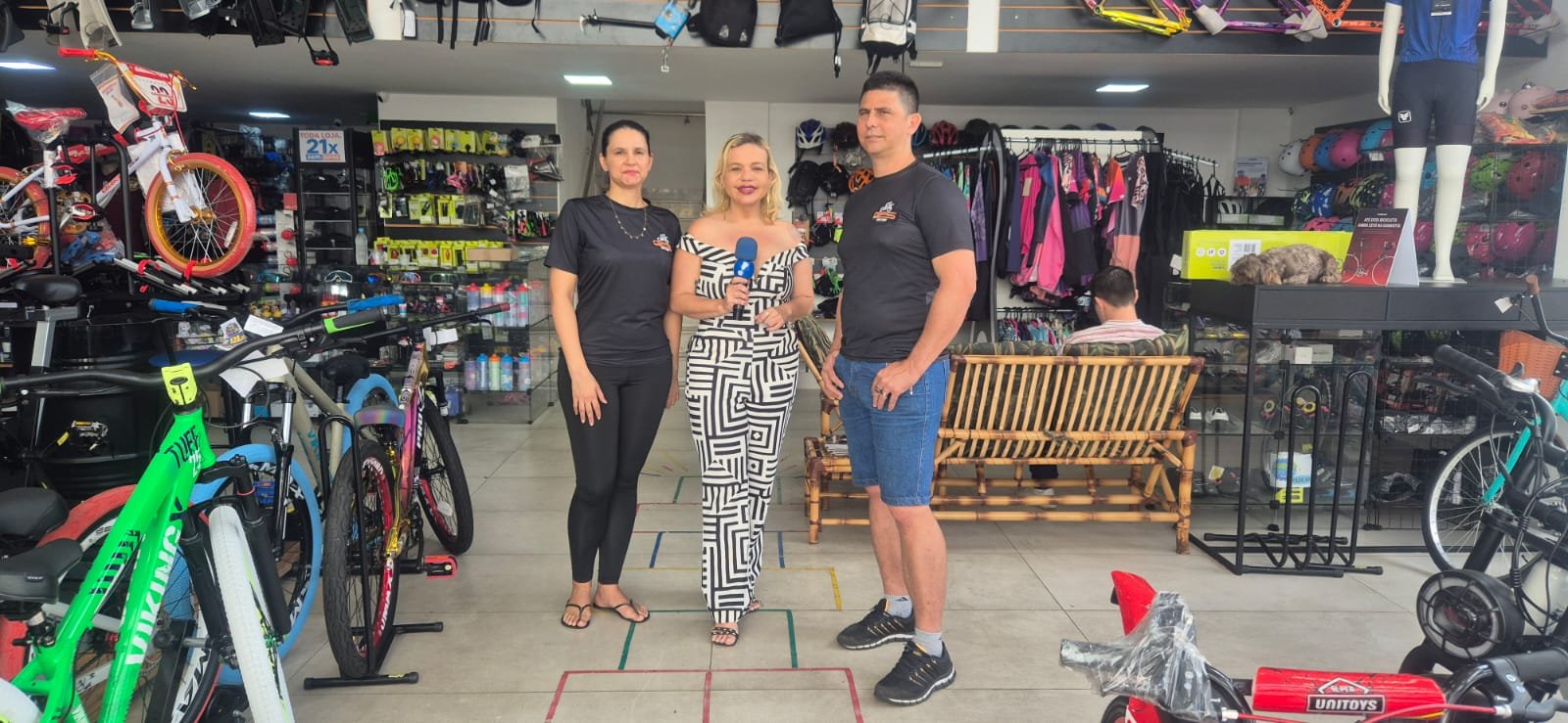 Cola que é Turismo marca presença na GFS Bike Shop em Colatina