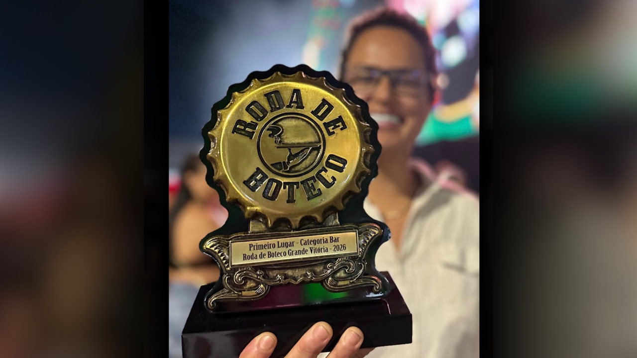 Troféu de Primeiro Lugar Categoria Bar do Roda de Boteco 2026 conquistado pelo Petisco das Meninas